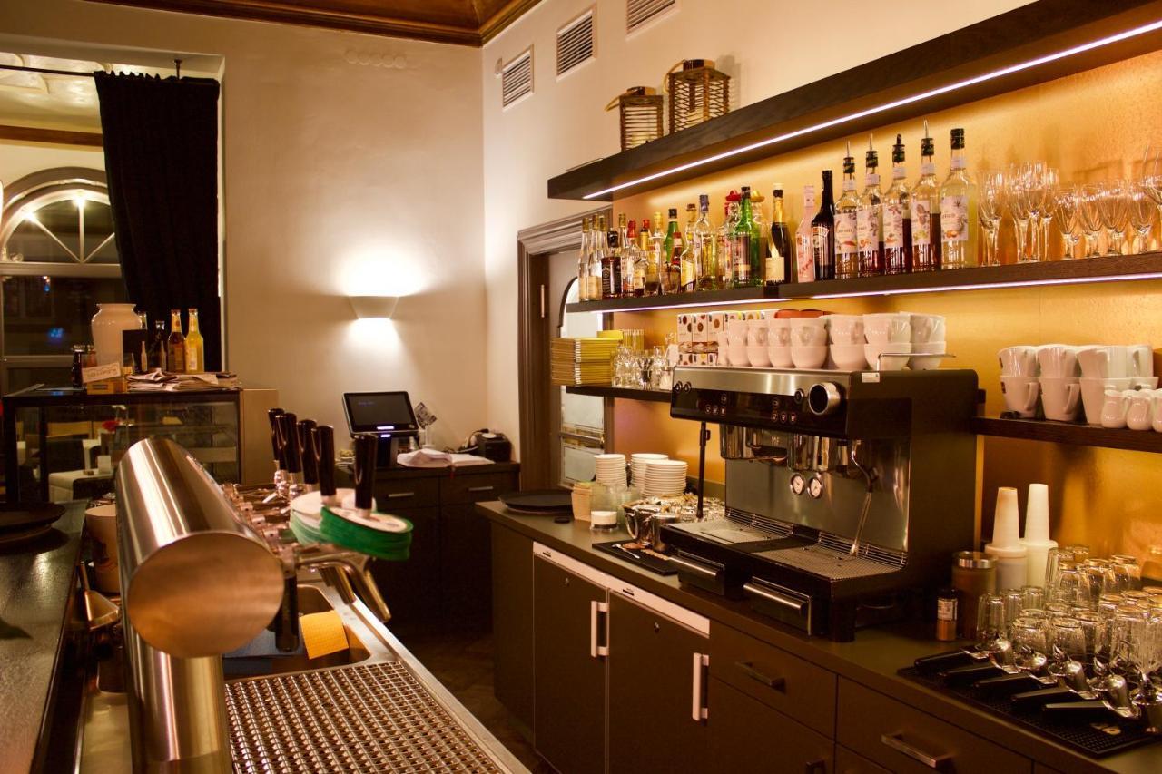 Cafe & Hotel Knoesel Хайдельберг Экстерьер фото