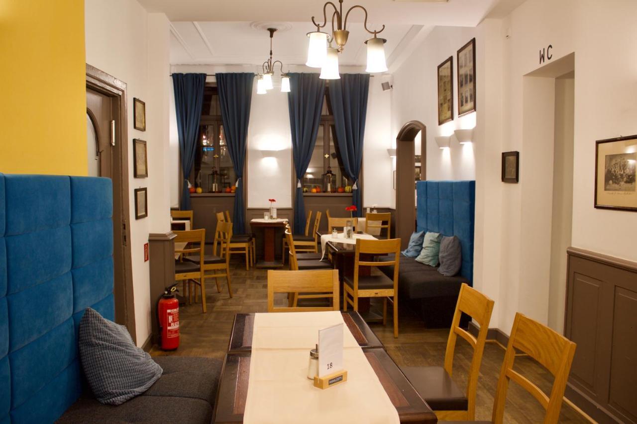 Cafe & Hotel Knoesel Хайдельберг Экстерьер фото
